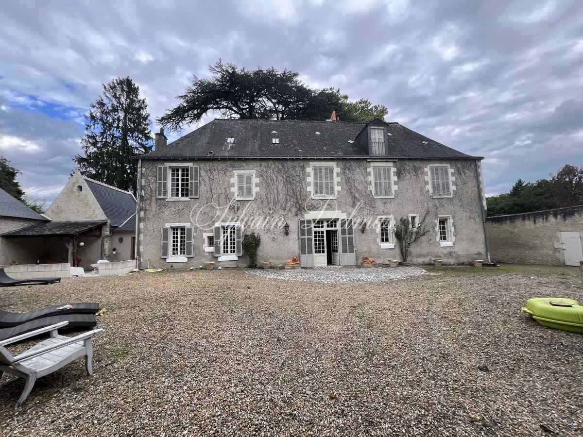 Manoir — Propriété XVIII ème plein coeur de Fondettes dans un parc d'1.5 hectares.