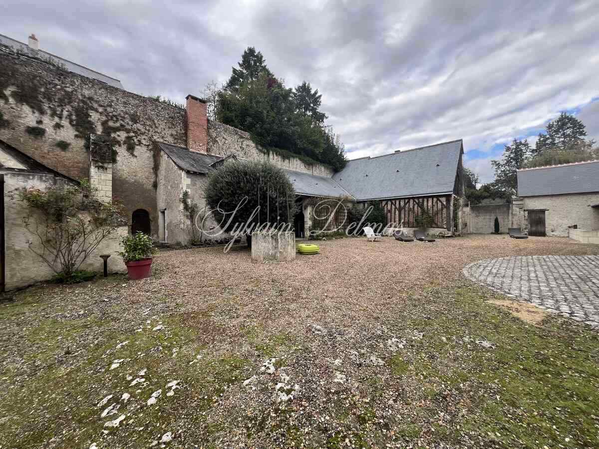 Manoir — Propriété XVIII ème plein coeur de Fondettes dans un parc d'1.5 hectares.