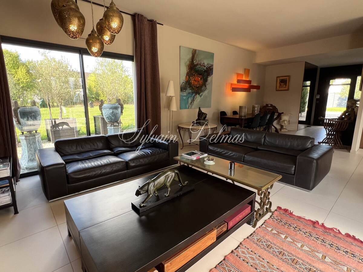 Maison d'architecte — Villa Moderne de plain-pied 150m2 à Saint-Cyr-sur-Loire