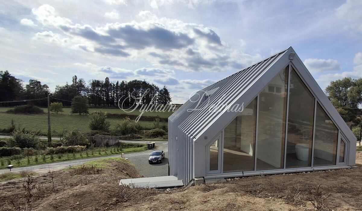 Maison d'architecte — Maison contemporaine atypique à vendre 6 pièces proche de TOURS.