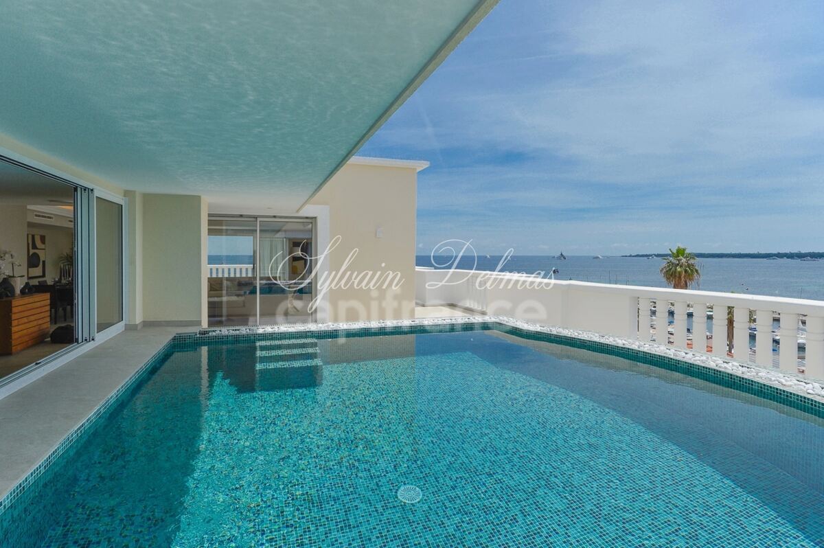 Villa — Appartement à vendre triplex CANNES