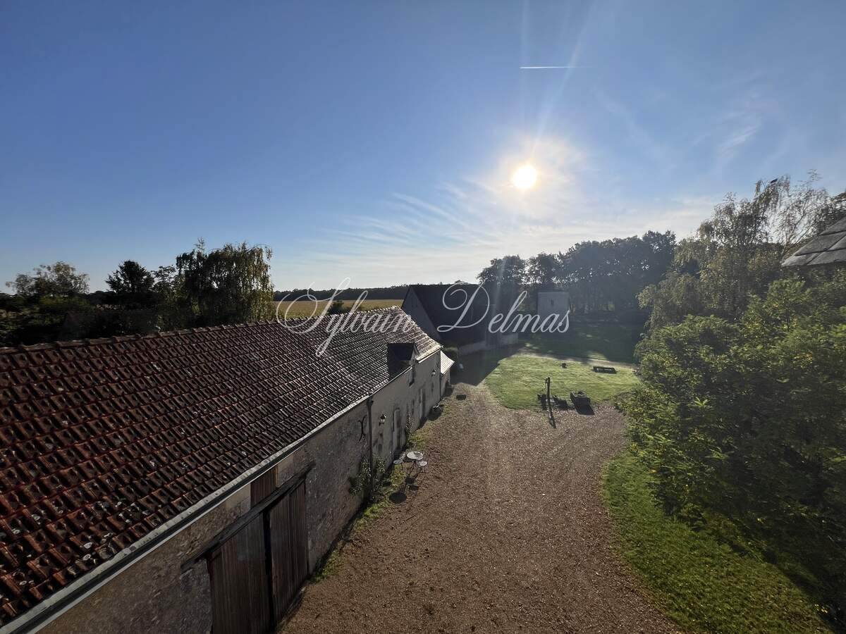 Château — CHATEAU XV ET XVIII ème périphérie de TOURS