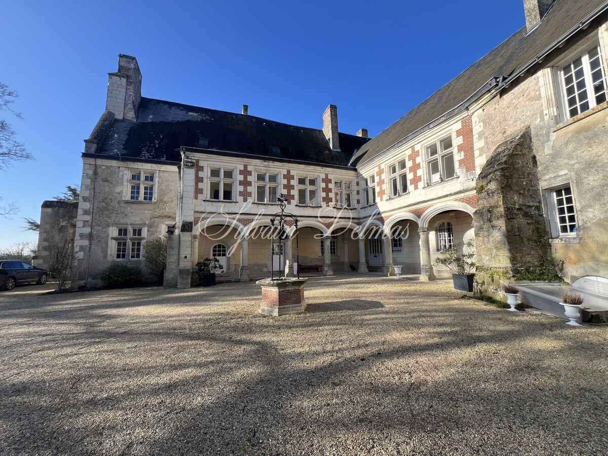 Château historique du XVIII ème à 30 minutes de Tours ancienne demeure de LAFAYETTE