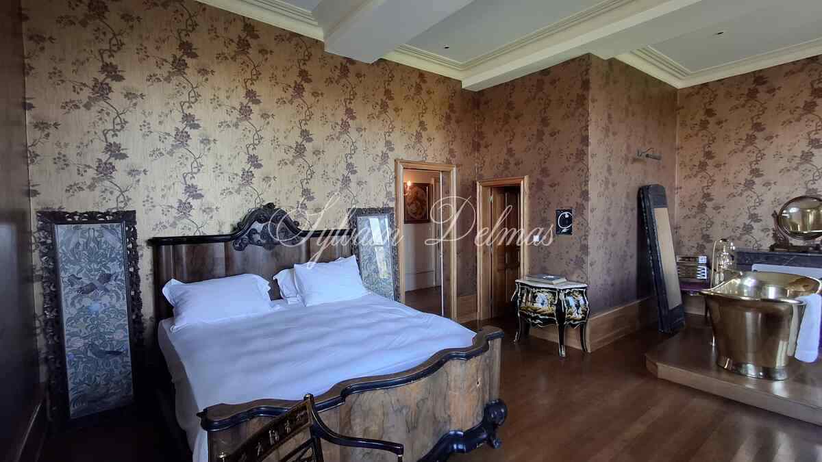 Propriété équestre — Beau château  XIX eme à vendre en Haut-Anjou.