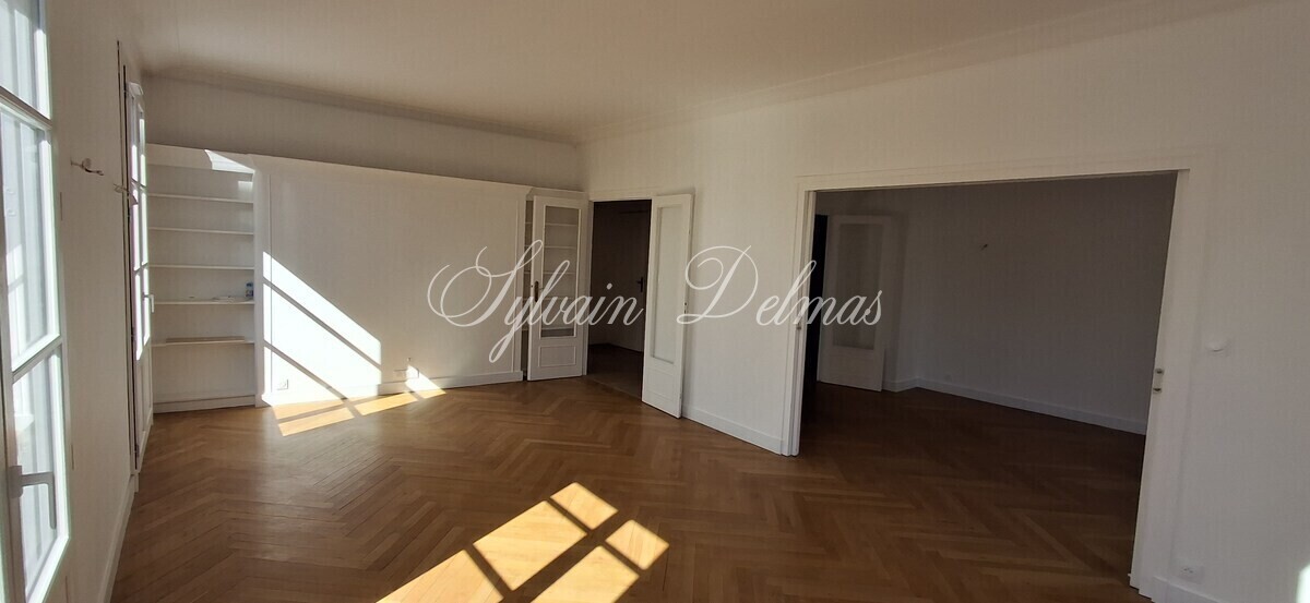 Appartement d'exception — Appartement lumineux aux halles a Tours