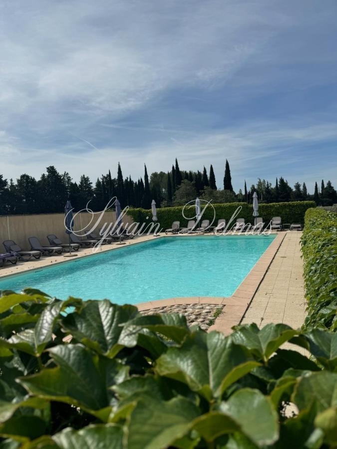 HOTEL TROIS ETOILES DANS LES ALPILLES