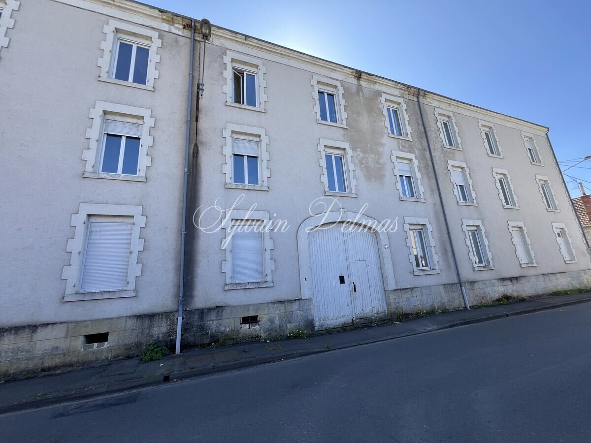IMMEUBLE DE 1700 M2 42 APPARTEMENTS À RESTAURER TOTALEMENT