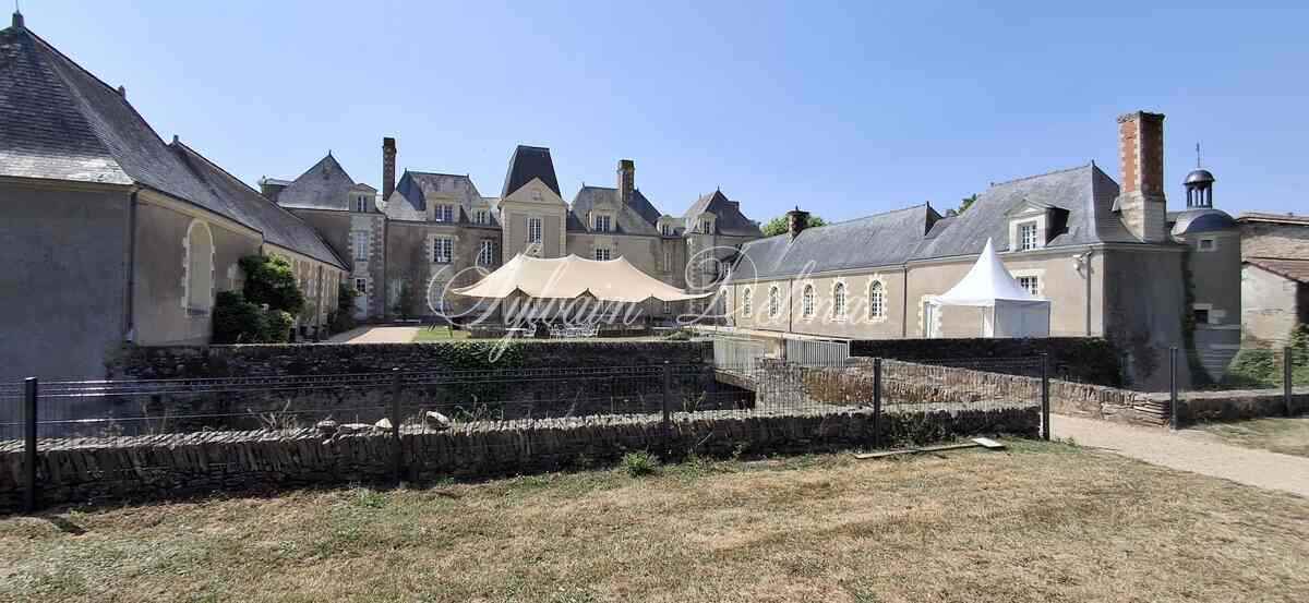 Château — Une propriété remarquable au cœur des Pays de la Loire.