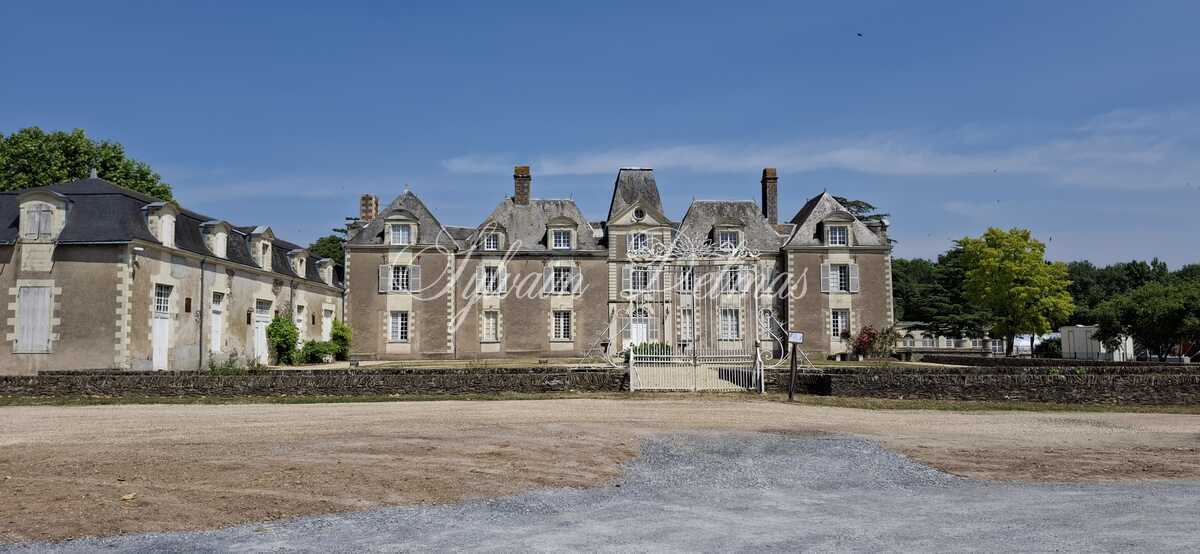 Château — Une propriété remarquable au cœur des Pays de la Loire.