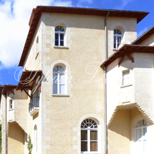 Château — Un véritable bijou au cœur de la Vendée, le Domaine est un lieu empreint d'élégance italienne et d'histoire.