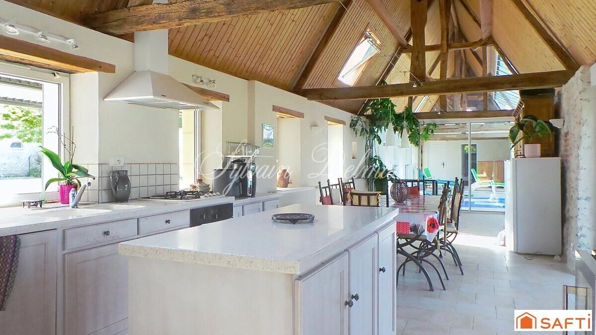 Propriete sur plus de 5 hectares nord de Tours