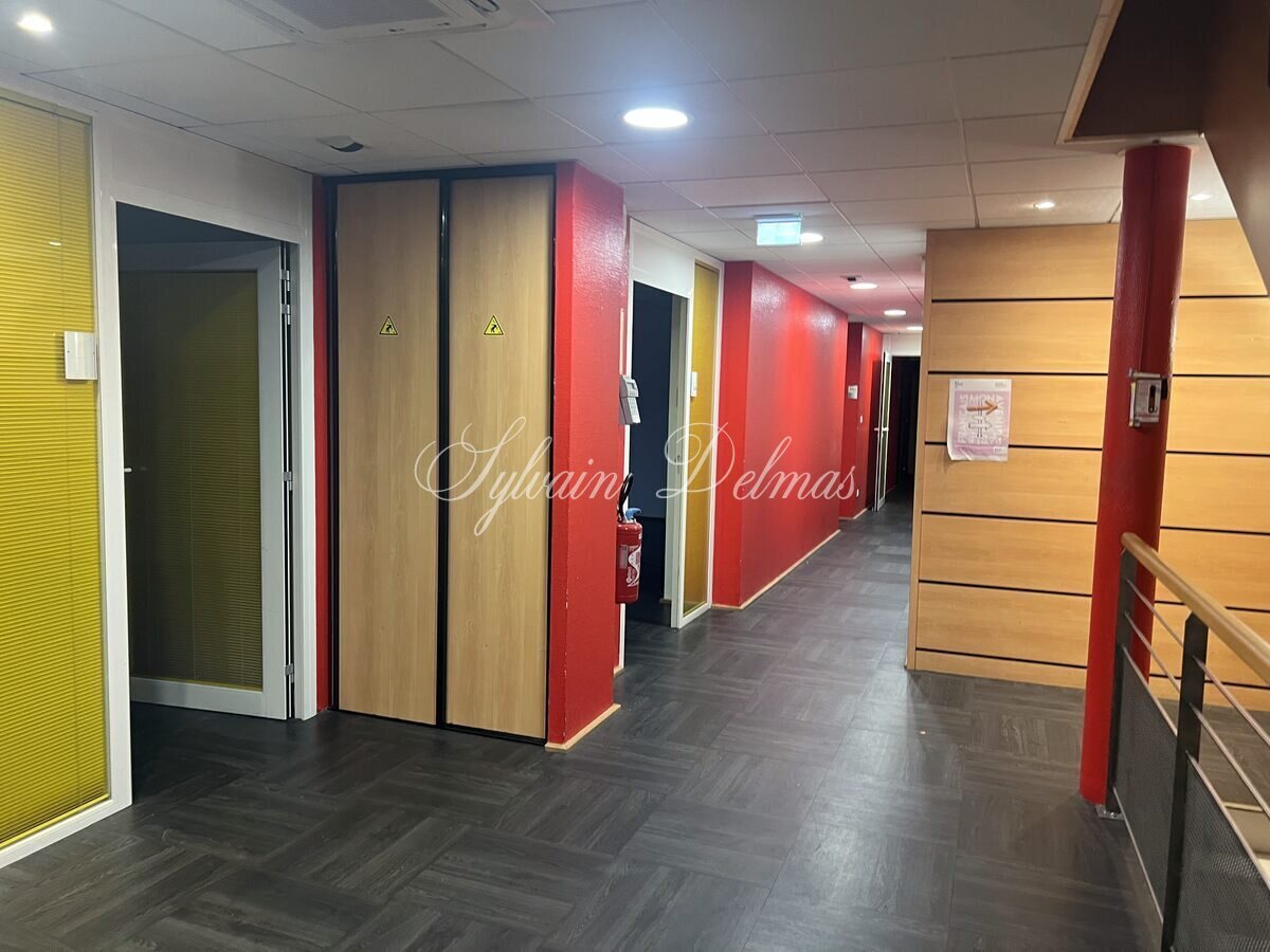Immeuble de standing — IMMEUBLE DE BUREAUX  Prix sacrifié