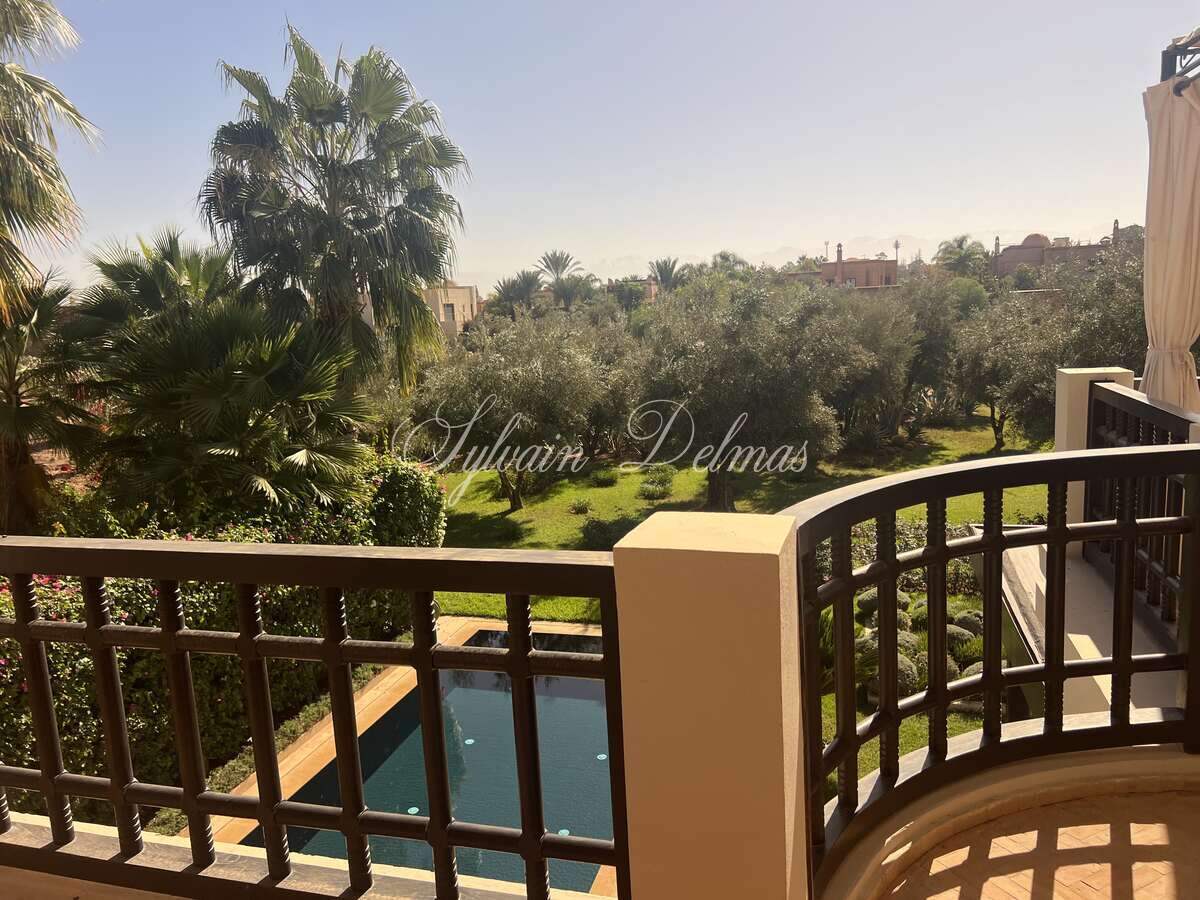 VILLA 350 M2 A AMELKIS