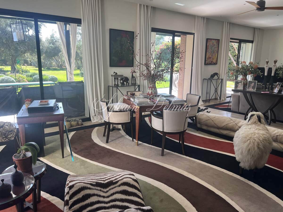 VILLA 350 M2 A AMELKIS