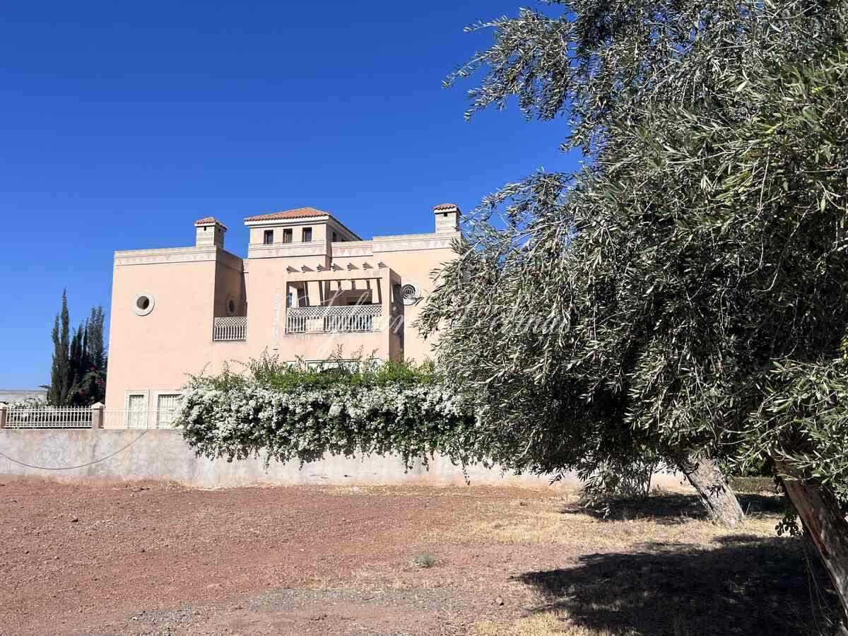Villa — A MARRAKECH AMELKIS