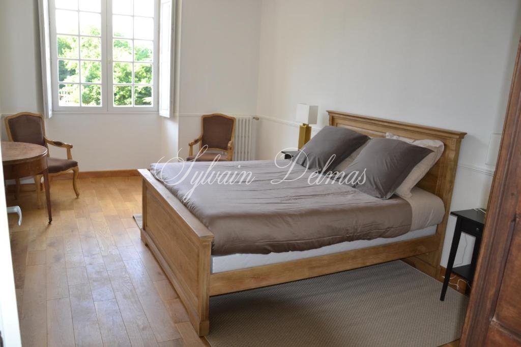 FABULEUX CHÂTEAU XVII ÈME EN VAL DE LOIRE