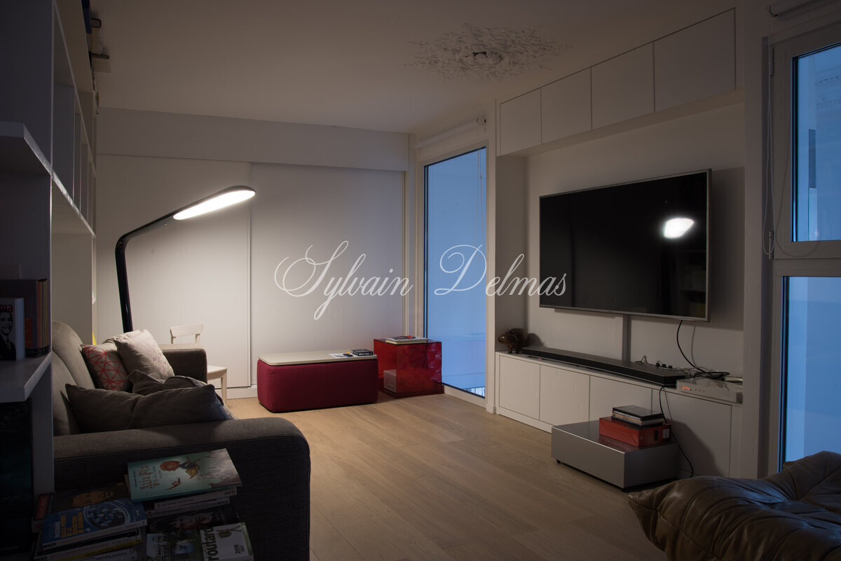 Appartement d'exception — Appartement parisien d'exception – Charme de l'ancien & modernité élégante dans le 9ème.