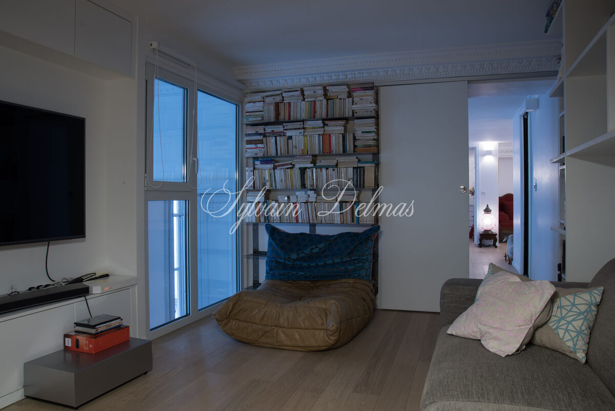 Appartement d'exception — Appartement parisien d'exception – Charme de l'ancien & modernité élégante dans le 9ème.