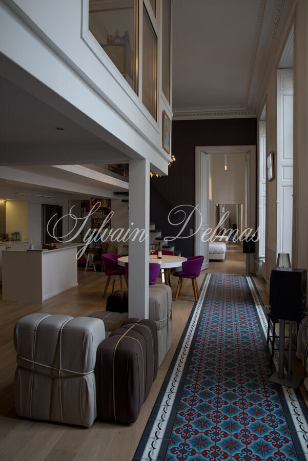 Appartement d'exception — Appartement parisien d'exception – Charme de l'ancien & modernité élégante dans le 9ème.