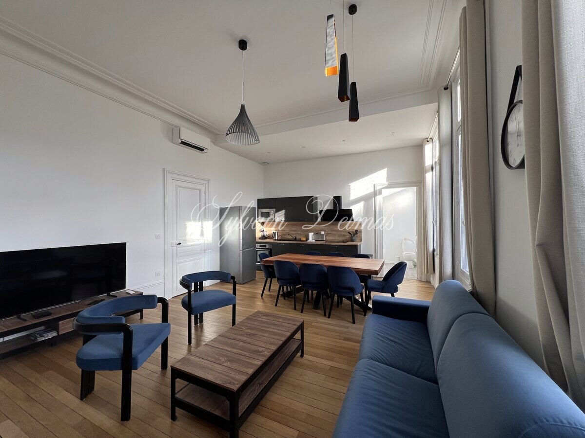 Appartement d'exception — APPARTEMENT DE STANGING TOURS CENTRE