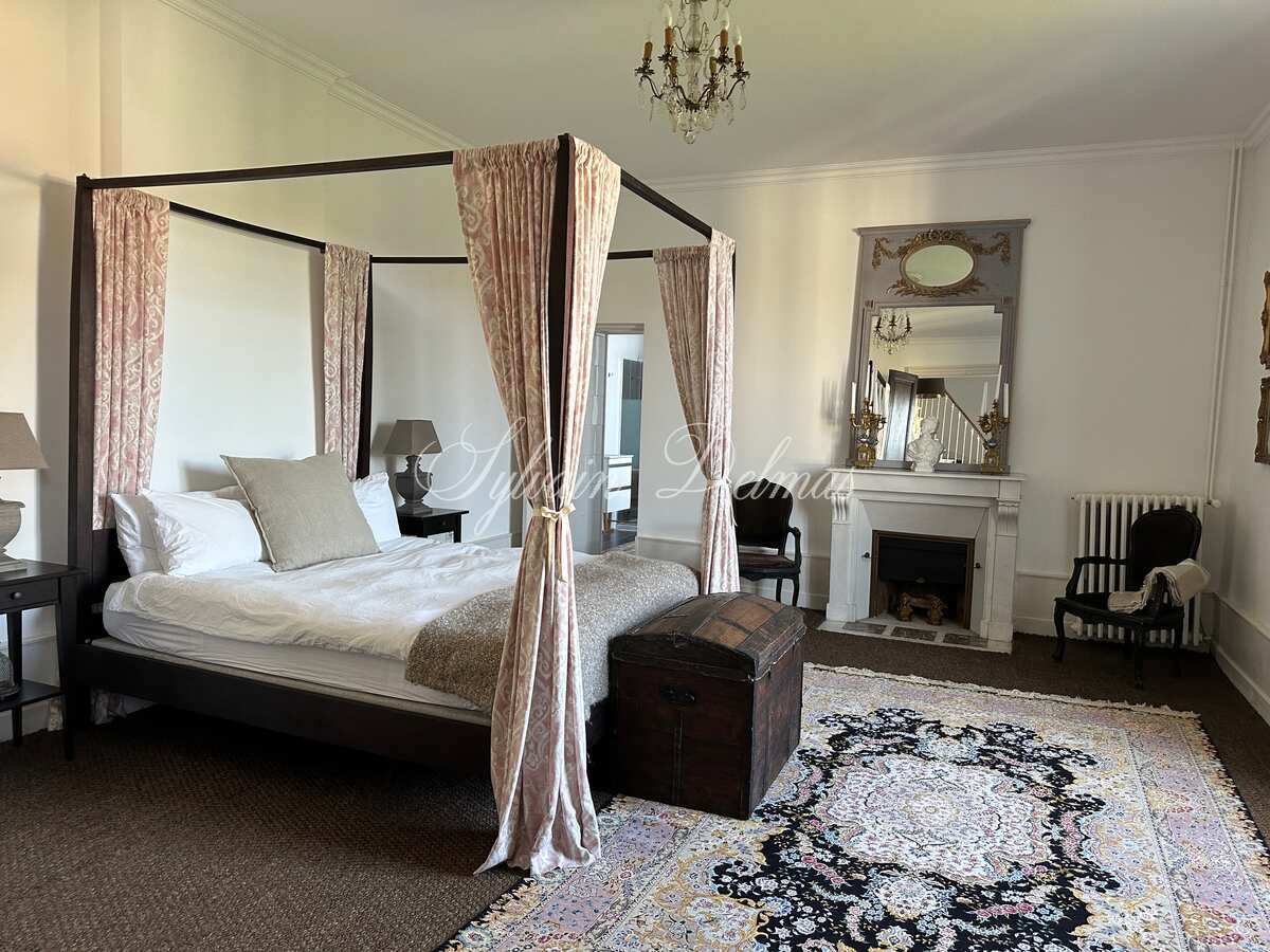Château — Maison de maitre complétement rénovée sur la route de Richard coeur de Lion