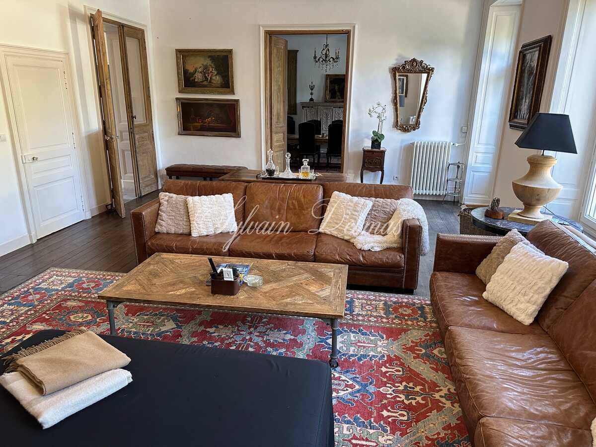 Château — Maison de maitre complétement rénovée sur la route de Richard coeur de Lion