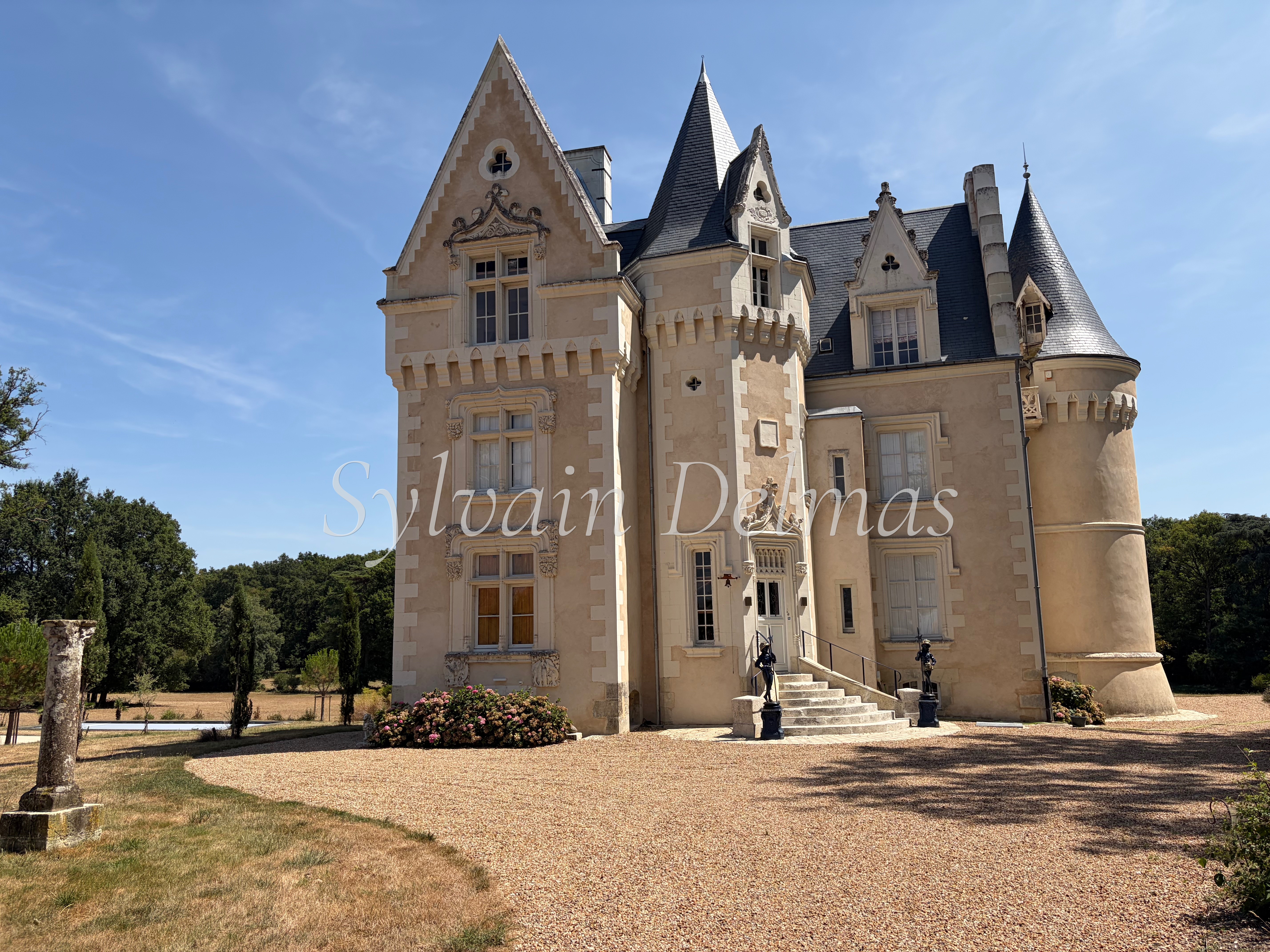 CHATEAU XIXème restaurè