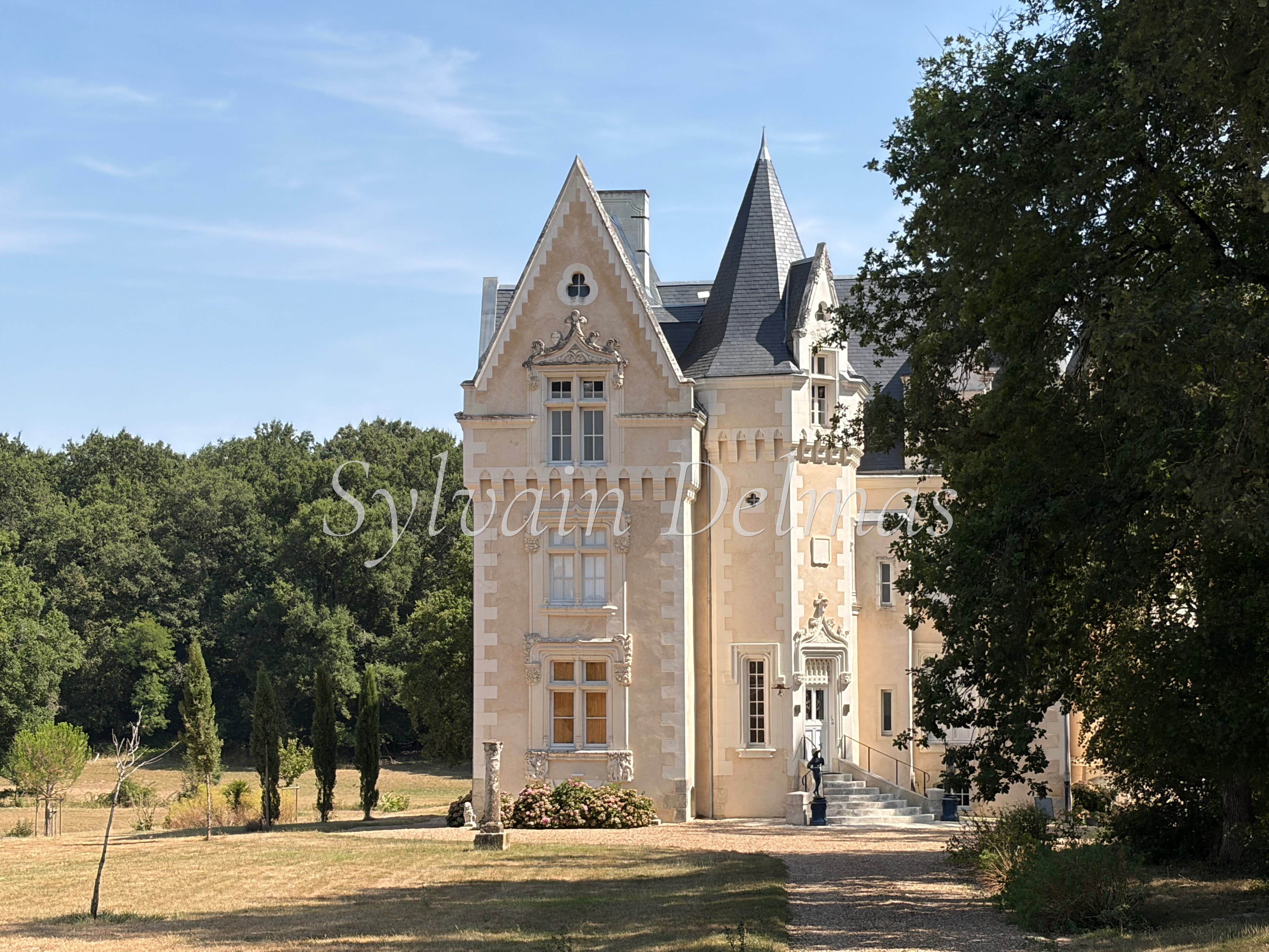 CHATEAU XIXème restaurè