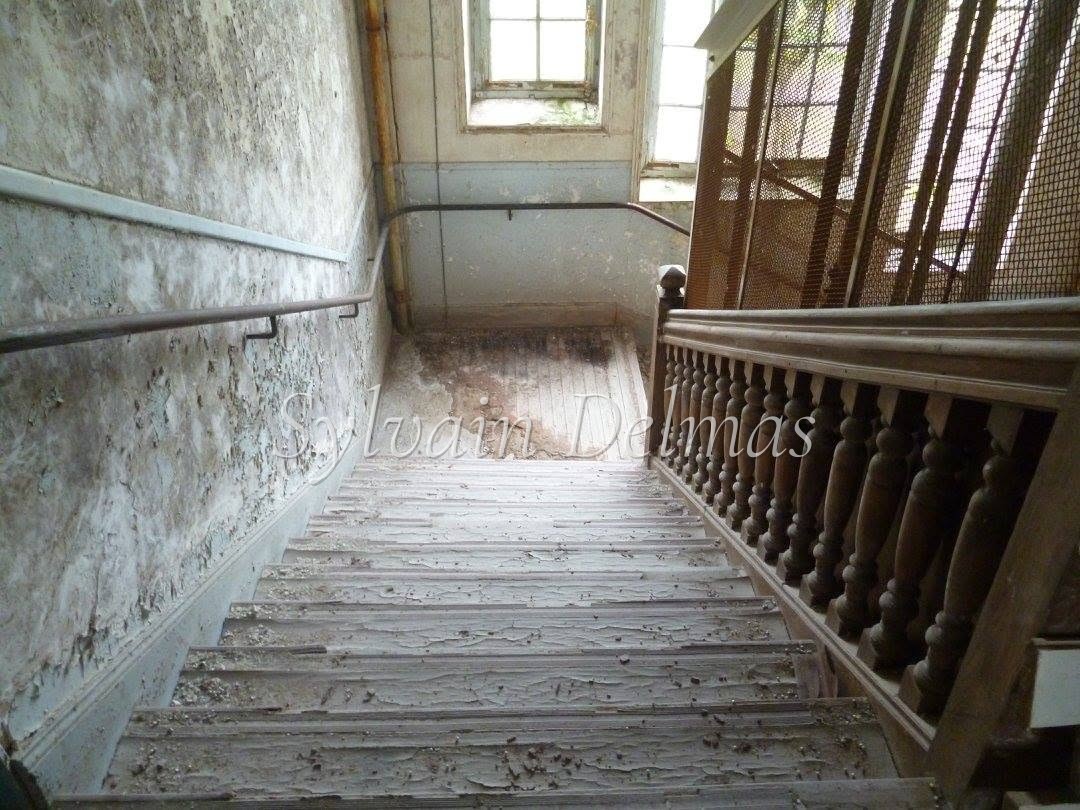 BÂTIMENT HISTORIQUE DE TOURAINE MH A RESTAURER