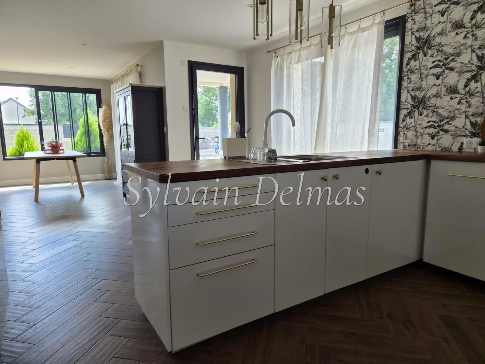 SUBLIME MAISON CONTEMPORAINE JOUE LES TOURS