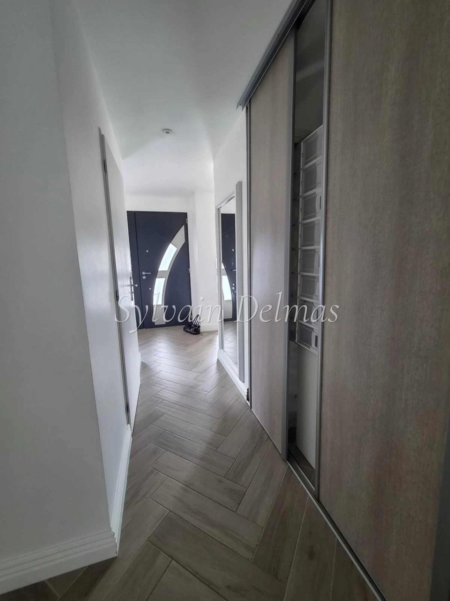 SUBLIME MAISON CONTEMPORAINE JOUE LES TOURS