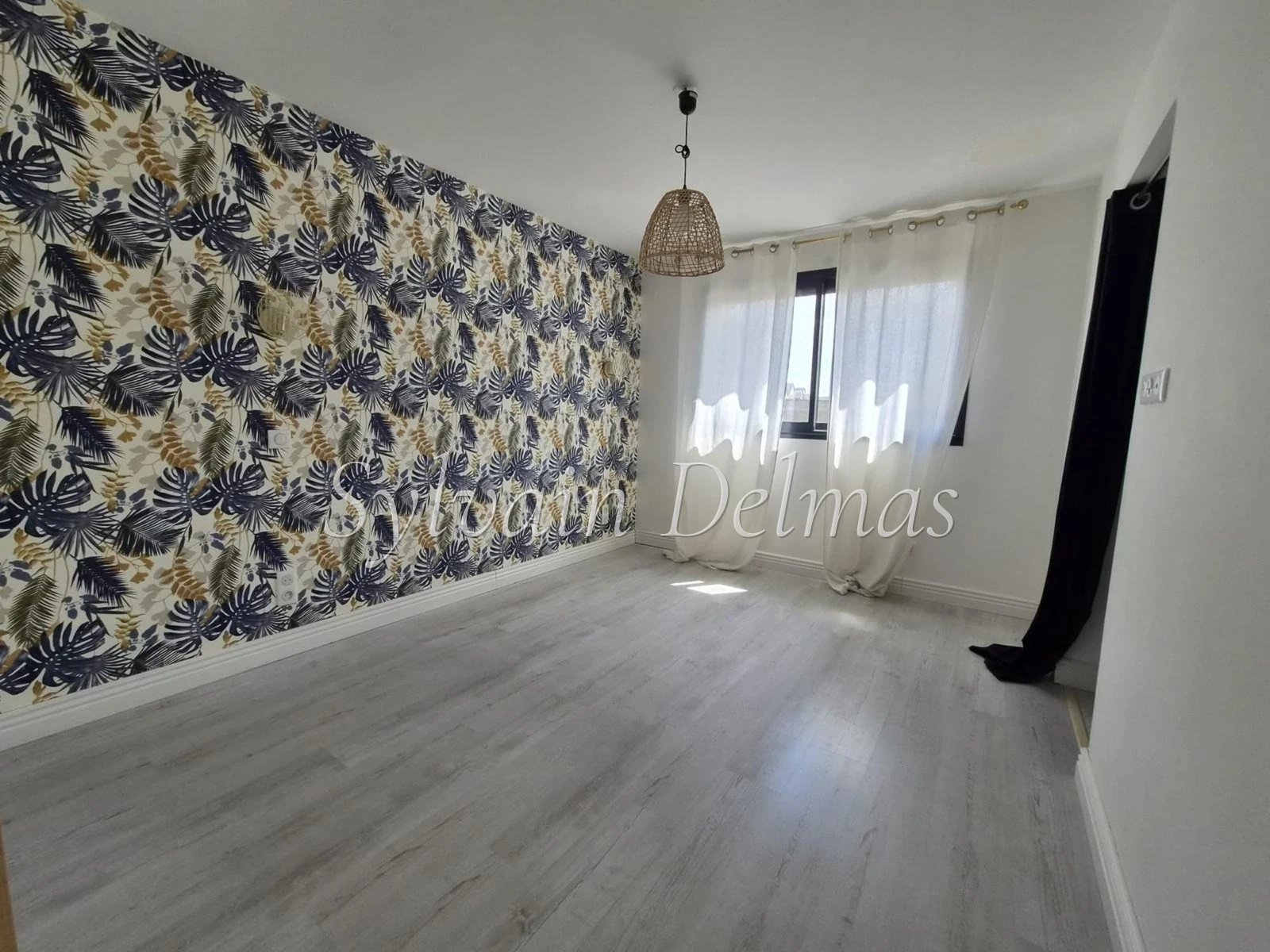 SUBLIME MAISON CONTEMPORAINE JOUE LES TOURS